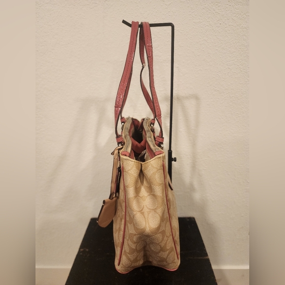 Coach Peyton Signature double zip carryall tote bag - Picture 3 of 14